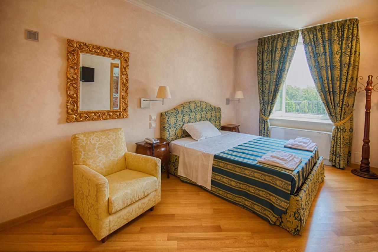 Domus Stella Maris - Casa Per Ferie Hotel Анкона Екстериор снимка