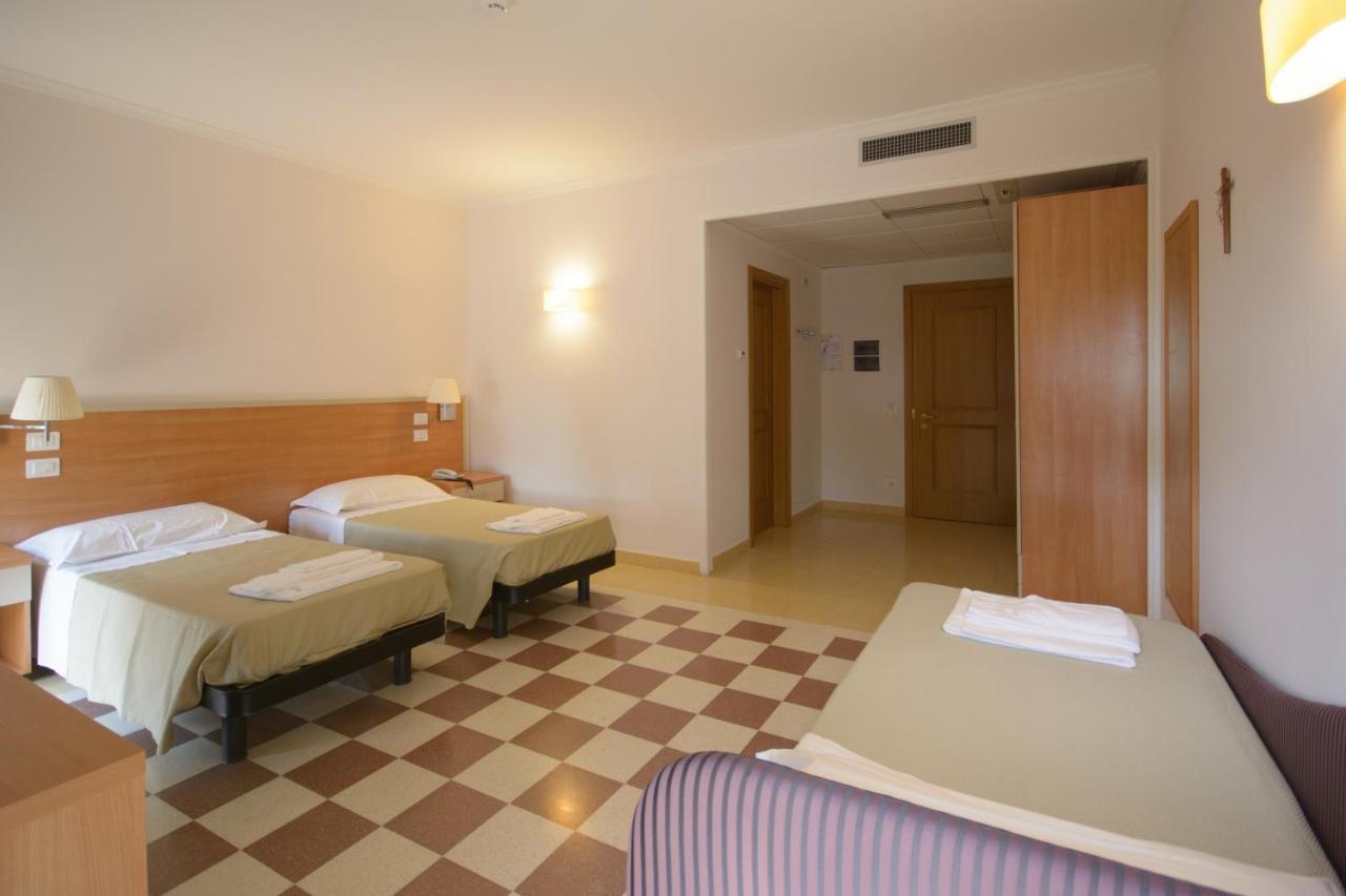 Domus Stella Maris - Casa Per Ferie Hotel Анкона Екстериор снимка