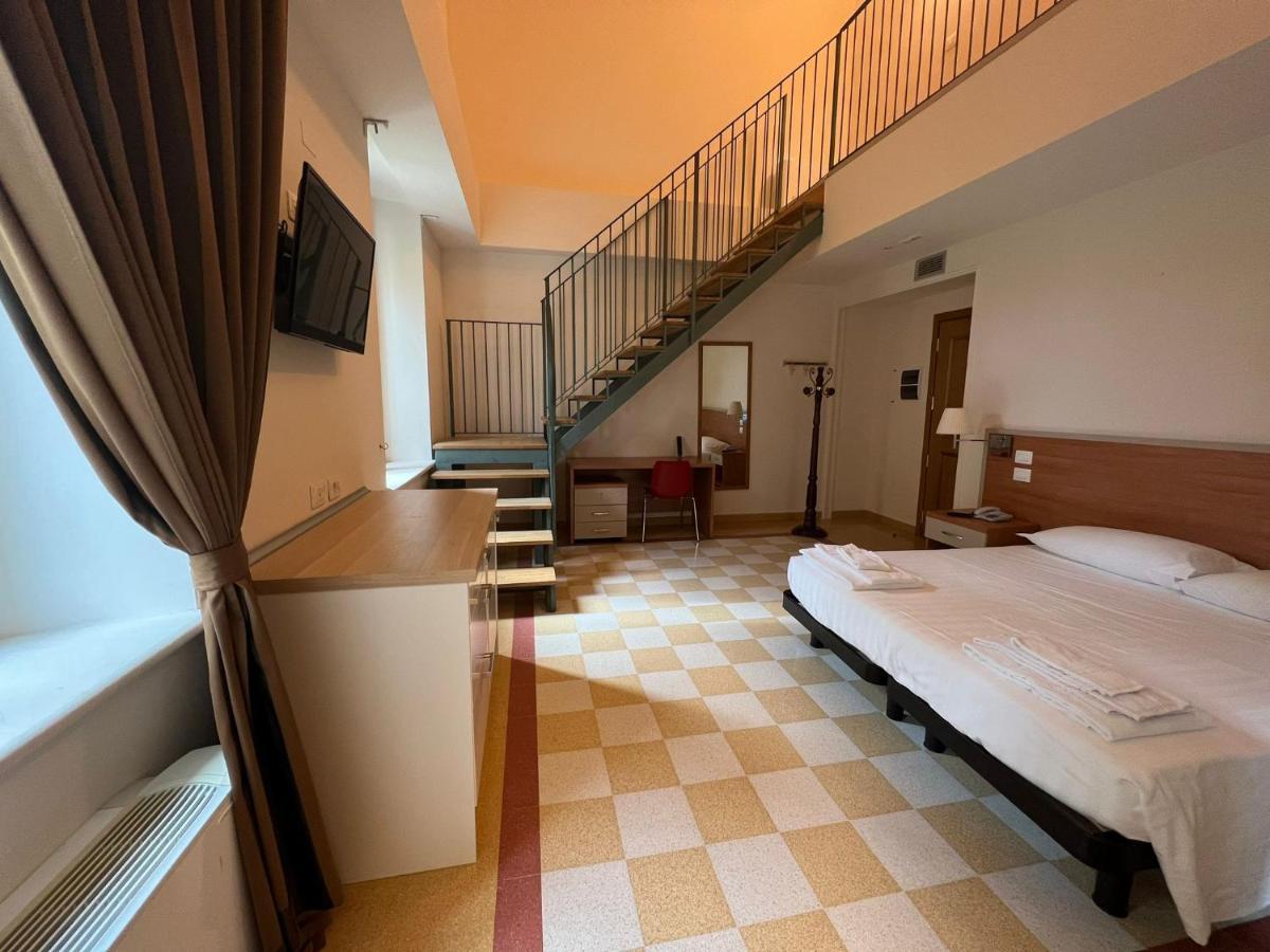 Domus Stella Maris - Casa Per Ferie Hotel Анкона Екстериор снимка