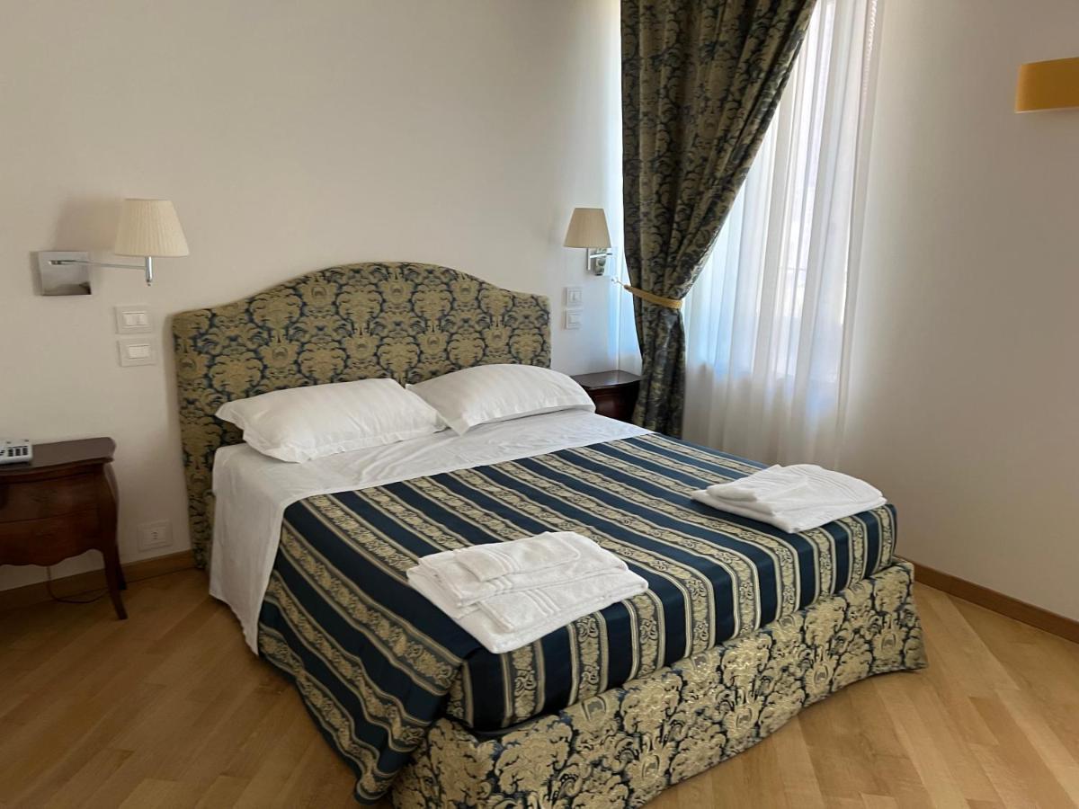 Domus Stella Maris - Casa Per Ferie Hotel Анкона Екстериор снимка
